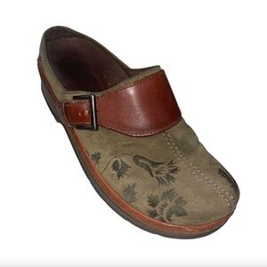 Klogs Shoes Clogs Womens Sz 9 Austin Green Mules Floral Tapestry Buckle Comfort